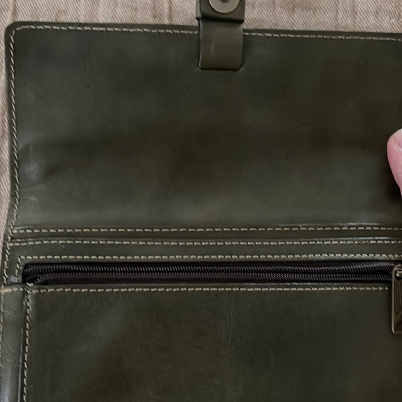 Patricia Nash Colli Oil Rub Wallet - Picture 6 of 8